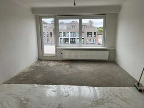 Kamer met ruwe vloer